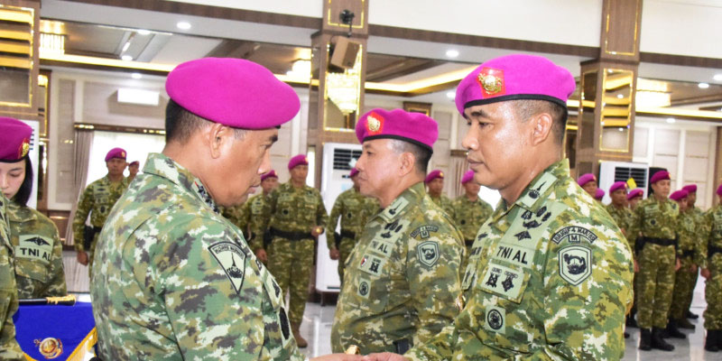 Pangkormar Pimpin Sertijab 7 Jabatan Strategis Korps Marinir